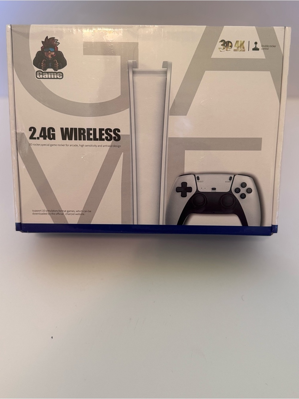 Wireless 2.4G Controller - White and Black